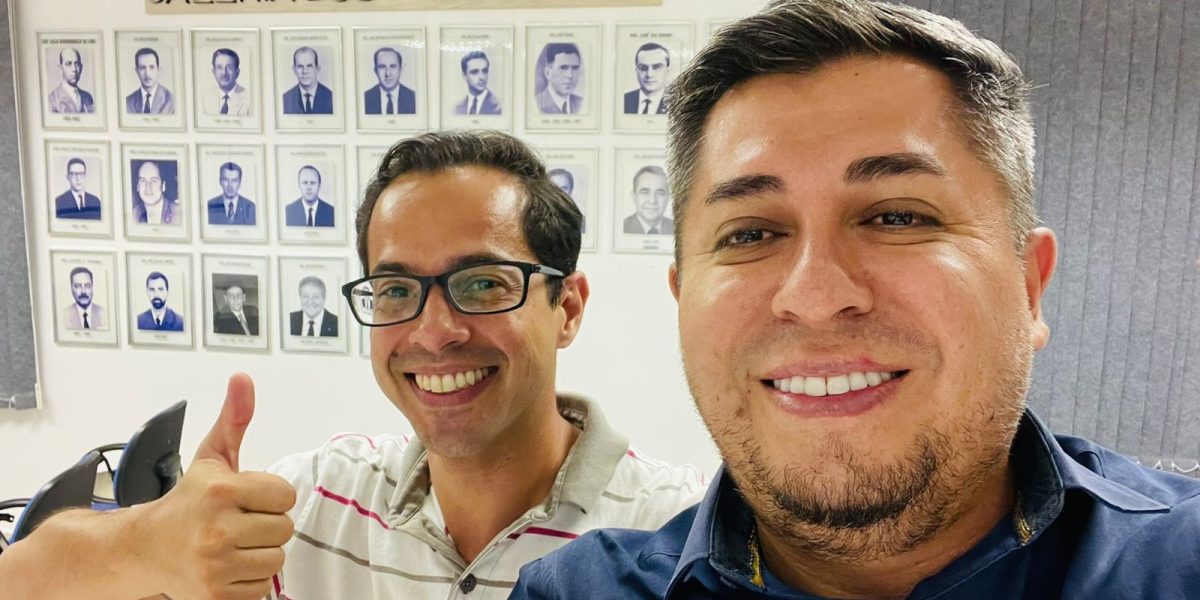 André Dias Gonsalves e o presidente da AEAS, Heverton Bacca Sanches