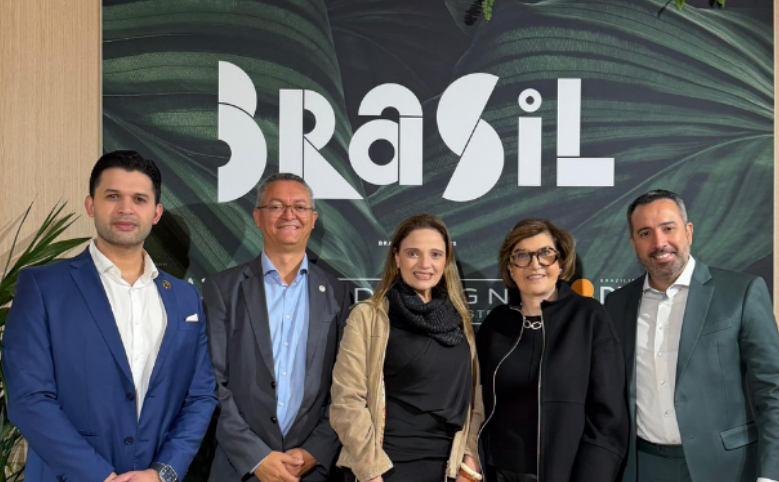 Conselho de Arquitetura e Urbanismo no Salone del Mobile de Milão