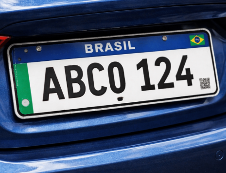 Em agosto é obrigatório licenciamento de veículos placa final 3 e 4