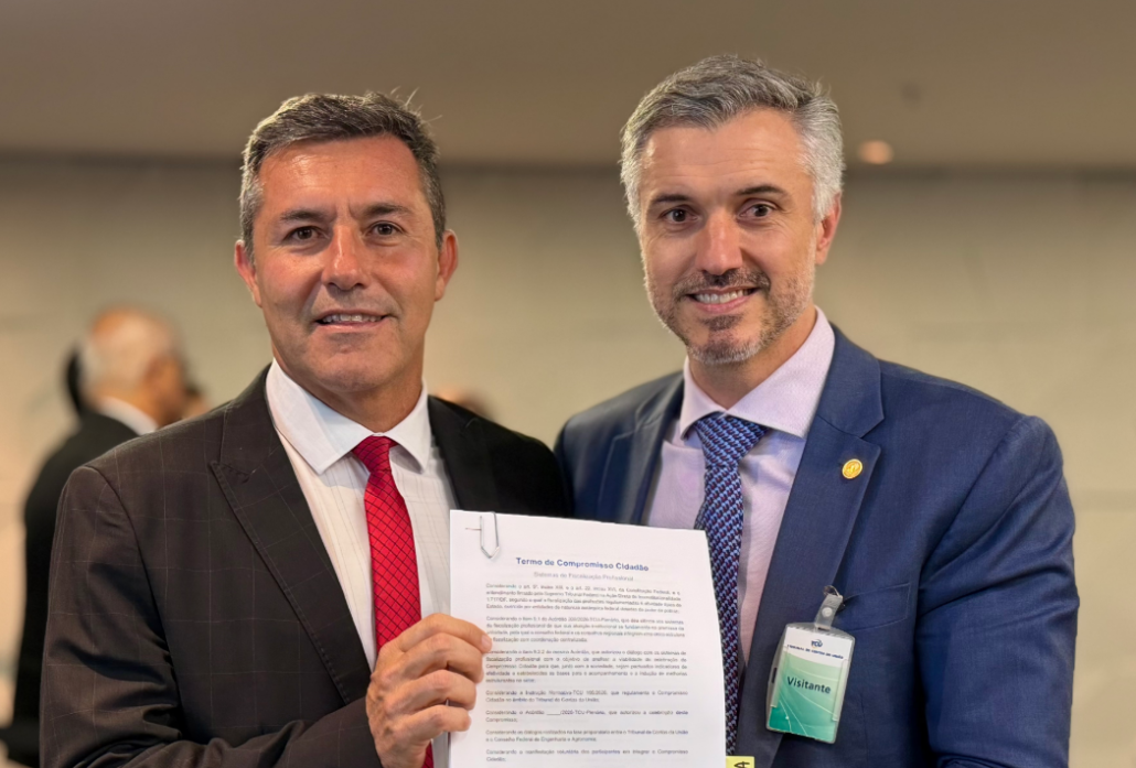 Confea firma Termo de Compromisso Cidadão com o Tribunal de Contas da União